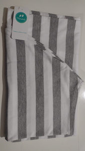 Cubre Huevito Gris Rayas Gruesas