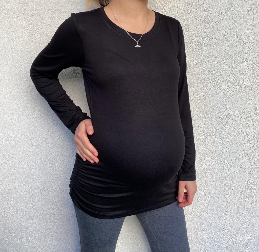 Polera Mom Larga Negra